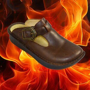 Alegria Classic Brown Oiled Leather Clog, Size 35 (US 5-5.5)